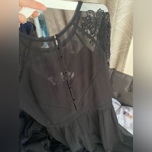 Kimchi Blue  Mini Dress Women Sz 10 Black  Embroidery Button Lace Sleeve Chiffon - Picture 13 of 16